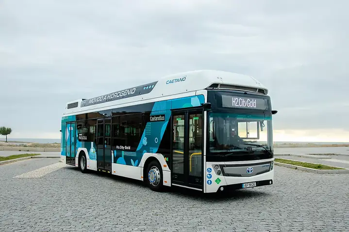 Toyota Bus: Tổng Quan Về Dòng Xe Buýt Đa Năng Và An Toàn