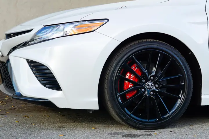 Toyota Caliper Covers: Hướng Dẫn Toàn Diện Về Chức Năng, Lựa Chọn Và Lắp Đặt Toyota Caliper Covers: Hướng Dẫn Toàn Diện Về Chức Năng, Lựa Chọn Và Lắp Đặt