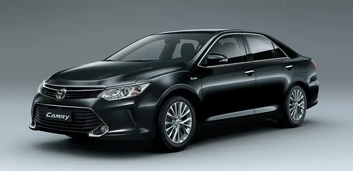 Toyota Camry E: Đánh Giá Toàn Diện Chiếc Sedan Hạng Sang Đáng Mơ Ước