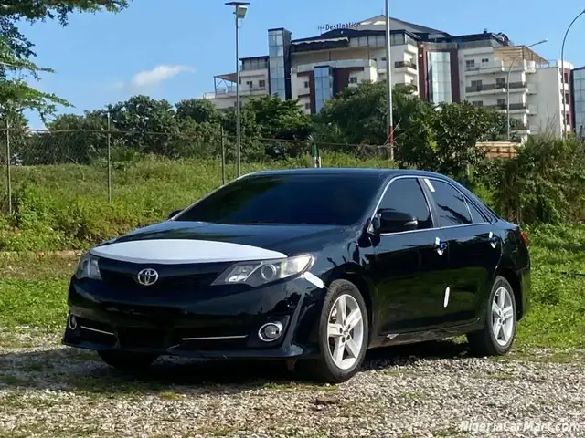 Toyota Camry Glx: Đánh Giá Chi Tiết Và Hướng Dẫn Chọn Mua Thông Minh