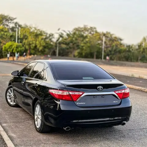 Toyota Camry Glx: Đánh Giá Chi Tiết Và Hướng Dẫn Chọn Mua Thông Minh