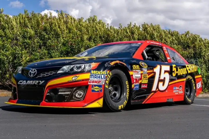Toyota Camry Nascar: Tổng Quan Và Những Điều Bạn Cần Biết
