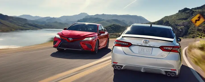 Giá Toyota Camry Hiện Nay: Cập Nhật Mức Giá Và Các Phiên Bản