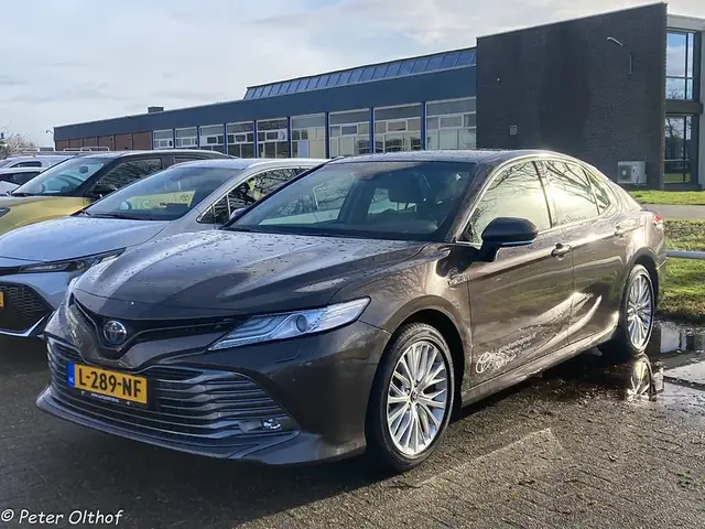 Toyota Camry: Đánh Giá Độ Tin Cậy Và Những Điều Bạn Cần Biết Toyota Camry: Đánh Giá Độ Tin Cậy Và Những Điều Bạn Cần Biết
