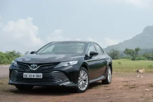Toyota Camry Review 2024: Đánh Giá Chi Tiết Và Thực Tế