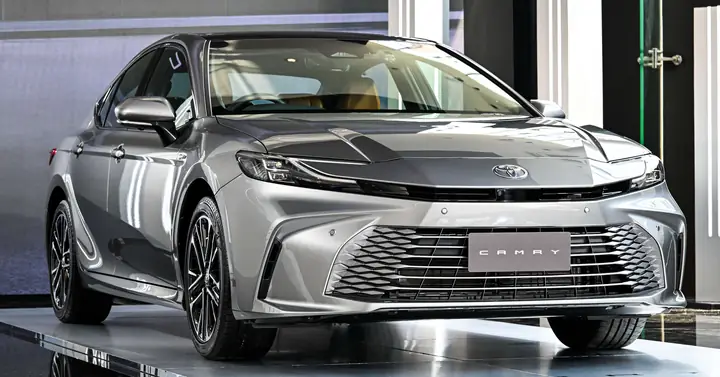 Toyota Camry Thailand – Tổng Quan Chi Tiết Về Mẫu Sedan Hạng Sang Tại Thị Trường Đông Nam Á