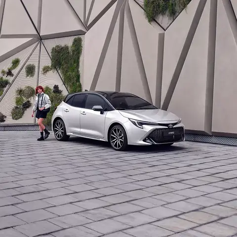 Toyota Camry Uk: Đánh Giá Toàn Diện, Giá Bán, Tính Năng Và Lý Do Nên Sở Hữu