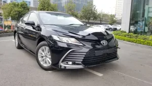 Toyota Camry Tại Việt Nam: Đánh Giá Toàn Diện, Giá Bán, Trang Bị Và Lợi Ích Khi Sở Hữu