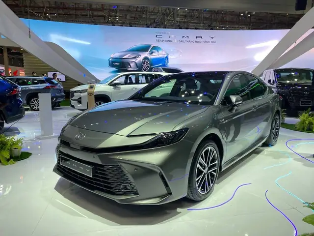 Toyota Camry Tại Việt Nam: Đánh Giá Toàn Diện, Giá Bán, Trang Bị Và Lợi Ích Khi Sở Hữu Toyota Camry Tại Việt Nam: Đánh Giá Toàn Diện, Giá Bán, Trang Bị Và Lợi Ích Khi Sở Hữu