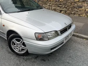 Toyota Carina E – Tổng Quan Chi Tiết Về Mẫu Sedan Huyền Thoại Của Nhật Bản