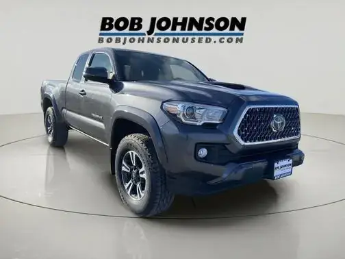 Toyota Carthage Là Gì? Giải Đáp Toàn Diện Về Mẫu Xe Đặc Biệt Của Toyota