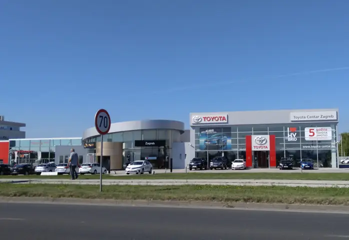 Toyota Center – Tổng Quan Về Sân Vận Động Đa Chức Năng Hàng Đầu Tại Houston