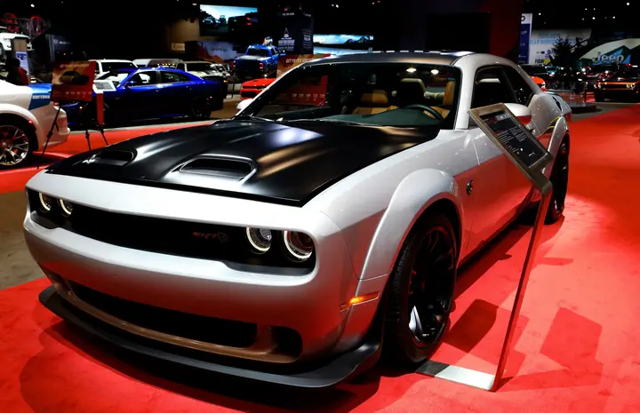 Toyota Challenger: Tổng Quan Chi Tiết Về Mẫu Xe Đa Dụng Và Hiệu Suất