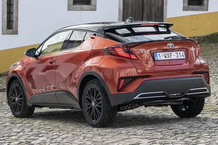 Toyota C‑hr Giá Bao Nhiêu? Đánh Giá Chi Tiết Giá Bán, Các Phiên Bản Và Chiến Lược Mua Xe Hiệu Quả