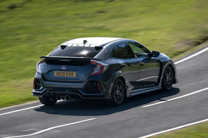 Toyota Civic: Tổng Quan Về Mẫu Xe Kết Hợp Phong Cách Và Công Nghệ