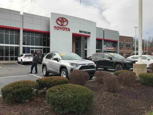 Toyota Cleveland – Tổng Quan Về Mẫu Xe, Tính Năng Và Giá Trị Sử Dụng