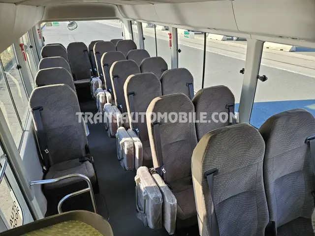 Toyota Coaster Interior: Khám Phá Thiết Kế Nội Thất Đỉnh Cao Cho Xe Đón Khách Toyota Coaster Interior: Khám Phá Thiết Kế Nội Thất Đỉnh Cao Cho Xe Đón Khách