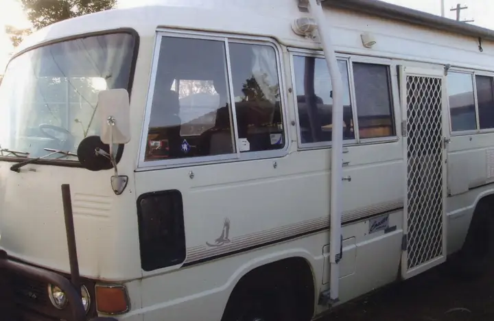 Toyota Coaster Motorhome – Tổng Quan Chi Tiết Về Mẫu Xe Nhà Di Động Đáng Chú Ý