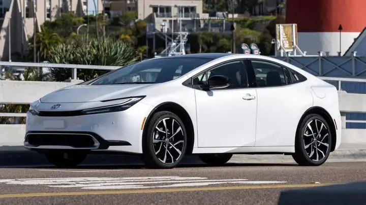 Toyota Coord Là Gì? Giải Đáp Toàn Diện Về Hệ Thống Định Vị Và An Toàn Của Toyota