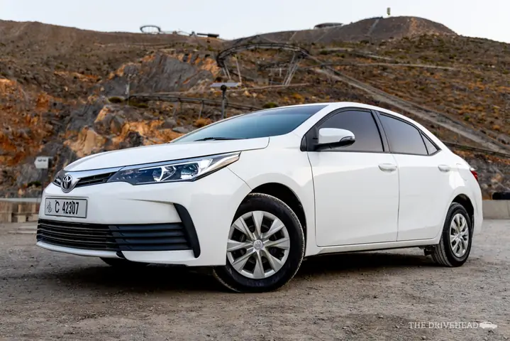 Toyota Corolla 2019: Đánh Giá Toàn Diện Từ Thiết Kế Đến Trải Nghiệm Lái