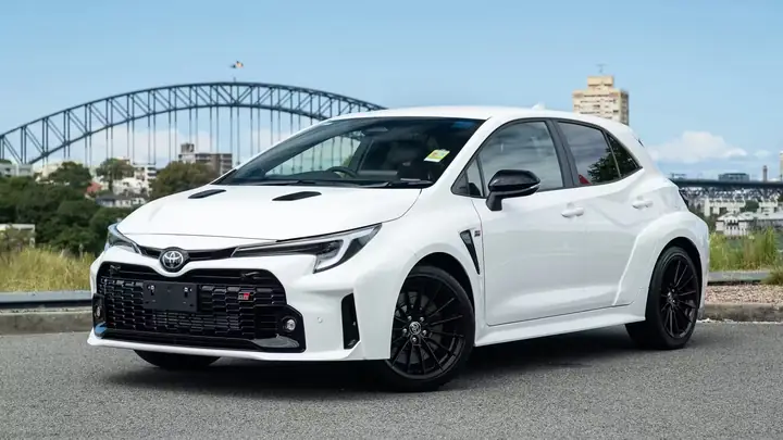 Toyota Corolla Australia – Tổng Quan Chi Tiết Về Mẫu Sedan Bán Chạy Nhất Down Under