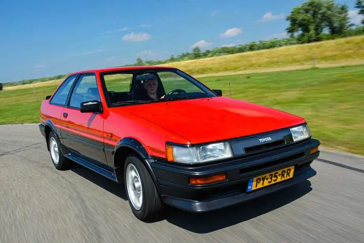 Toyota Corolla Coupe: Đánh Giá Tổng Quan Và Lịch Sử Phát Triển