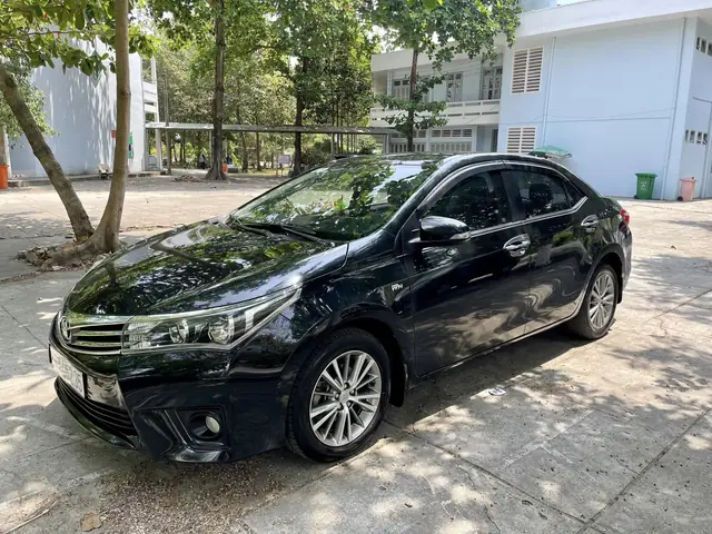 Toyota Corolla Cũ: Hướng Dẫn Mua Xe Đúng Giá Và Kiểm Tra Chi Tiết