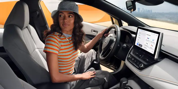 Toyota Corolla Interior: Tổng Quan Chi Tiết Về Không Gian Nội Thất Và Trải Nghiệm Lái Xe