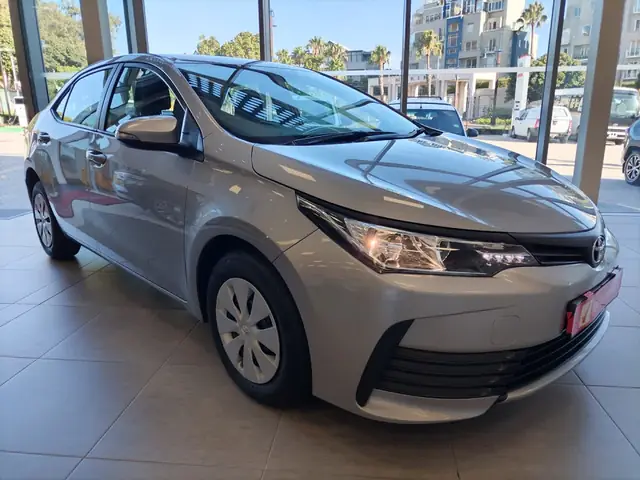 Toyota Corolla Quest: Tổng Quan Chi Tiết Về Mẫu Xe Hạng Nhẹ Đáng Chú Ý