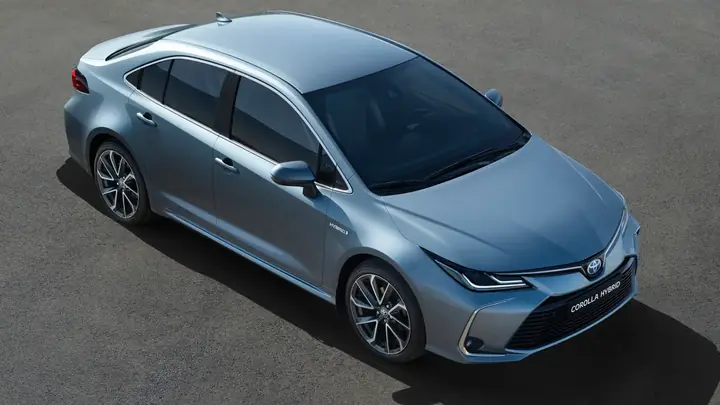 Toyota Corolla Saloon – Tổng Quan Chi Tiết Về Mẫu Sedan Huyền Thoại