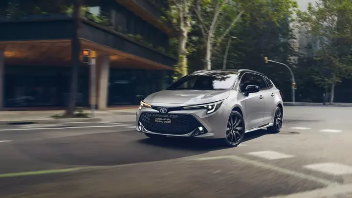 Toyota Corolla Sport: Đánh Giá Chi Tiết Và Lý Do Nên Chọn