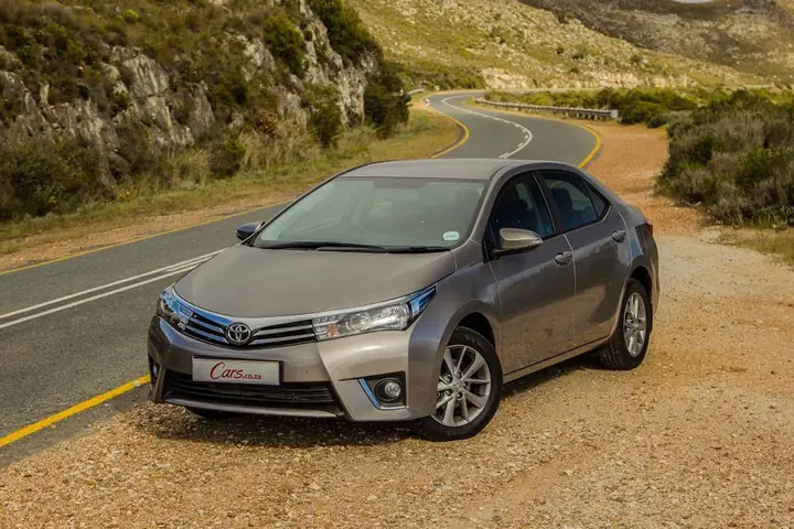 Toyota Corolla Sprinter: Tổng Quan Và Những Điểm Cần Biết Cho Người Mua Xe