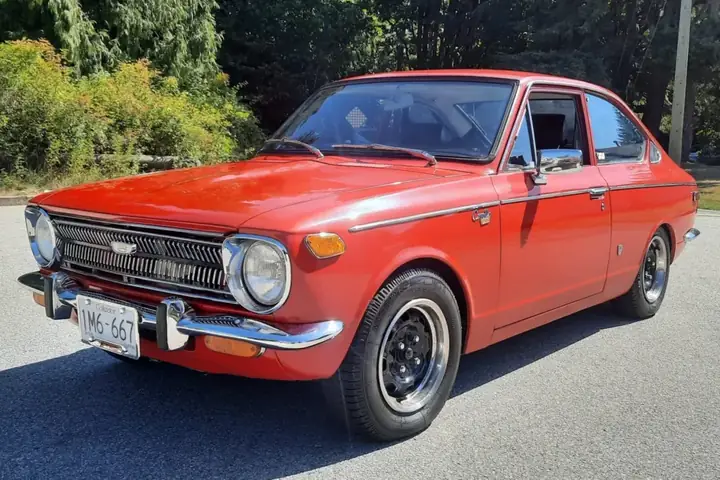 Toyota Corolla Sprinter: Tổng Quan Và Những Điểm Cần Biết Cho Người Mua Xe