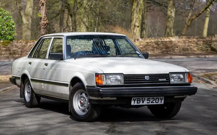 Toyota Cressida: Lịch Sử, Đặc Điểm Và Di Sản Của Mẫu Sedan Huyền Thoại