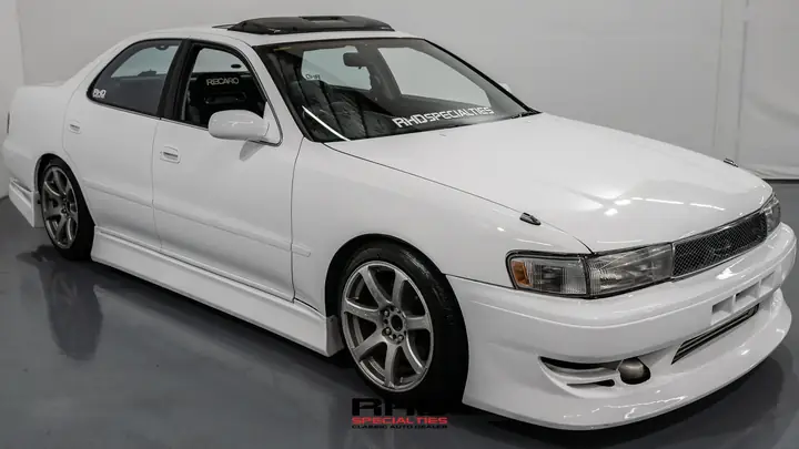 Toyota Cresta – Tổng Quan Chi Tiết Về Mẫu Sedan Huyền Thoại Của Nhật Bản