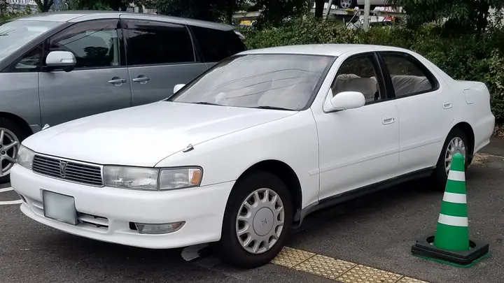 Toyota Cresta – Tổng Quan Chi Tiết Về Mẫu Sedan Huyền Thoại Của Nhật Bản