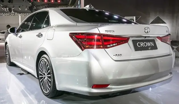 Toyota Crown China: Hành Trình Tinh Hoa Nhật Bản Đánh Thức Thị Trường Ô Tô Sang Trọng Tại Trung Quốc