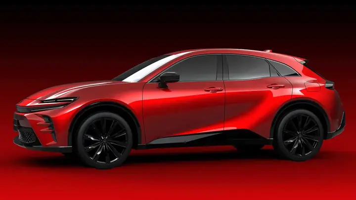 Toyota Crown Japan: Tổng Quan Chi Tiết Về Mẫu Sedan Hạng Sang Của Nhật Bản