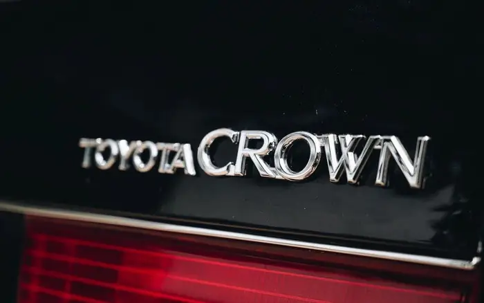 Toyota Crown Logo: Ý Nghĩa, Lịch Sử Và Thiết Kế