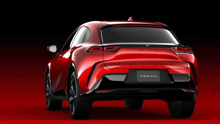 Toyota Crown Malaysia – Tổng Quan Chi Tiết Về Mẫu Sedan Hạng Sang Của Toyota Tại Malaysia