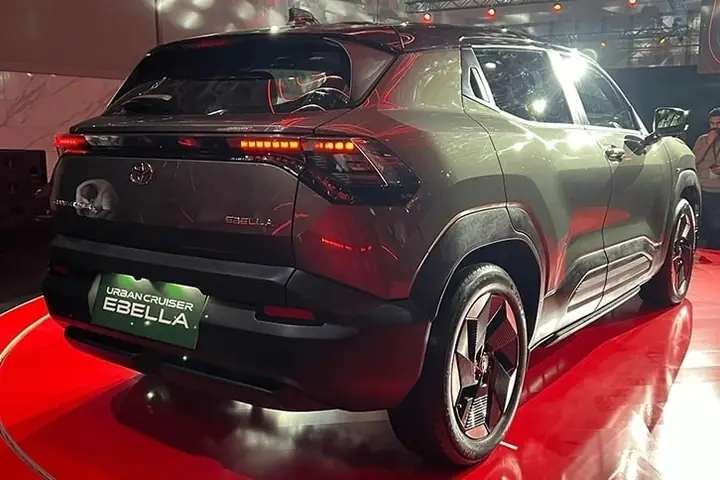 Toyota Đầu Búa: Câu Chuyện Thành Công Và Những Bước Đột Phá Trên Thị Trường Ô Tô Việt Nam Toyota Đầu Búa: Câu Chuyện Thành Công Và Những Bước Đột Phá Trên Thị Trường Ô Tô Việt Nam