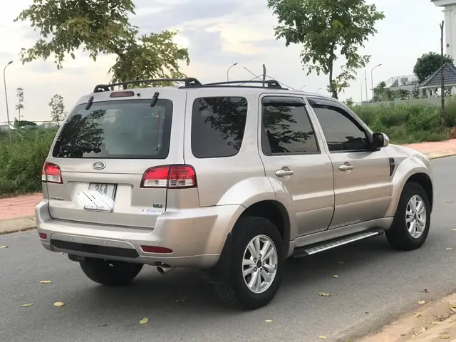 Toyota Escape – Tổng Quan Chi Tiết Về Mẫu Suv Đa Năng Và An Toàn