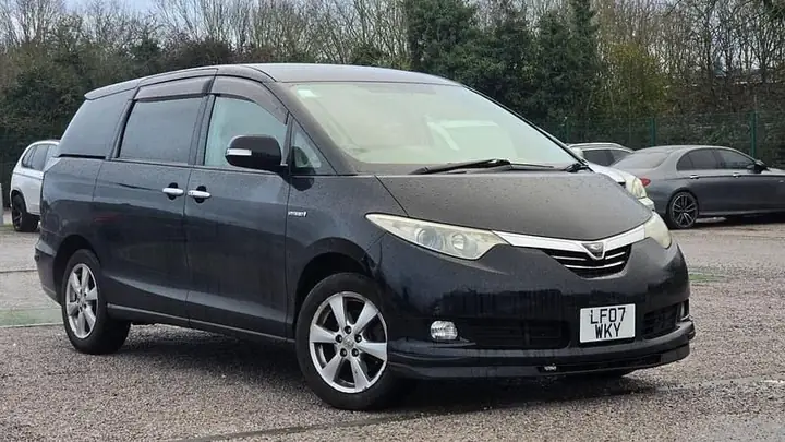 Toyota Estima Hybrid: Đánh Giá Toàn Diện Về Xe Hơi Gia Đình Thân Thiện Môi Trường