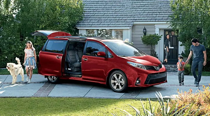 Toyota Family Van: Đánh Giá Toàn Diện Và Lựa Chọn Cho Gia Đình