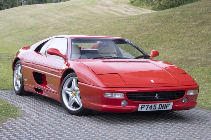 Toyota Ferrari: So Sánh Đặc Điểm Và Công Nghệ Giữa Hai Biểu Tượng Ô Tô