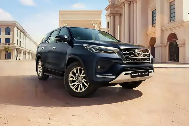 Toyota Fortuner Dimensions: Đánh Giá Chi Tiết Kích Thước Và Ảnh Hưởng Đến Trải Nghiệm Lái Xe