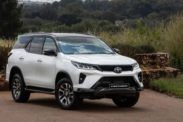 Toyota Fortuner: Tổng Quan Đầy Đủ Cho Người Mua 2026