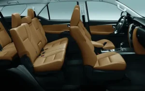 Toyota Fortuner Interior: Tổng Quan Chi Tiết Về Không Gian Nội Thất Xe Hơi