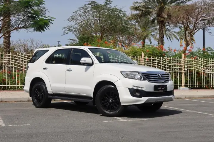 Toyota Fortuner Sr5: Đánh Giá Tổng Quan, Tính Năng Và Mức Giá 2026