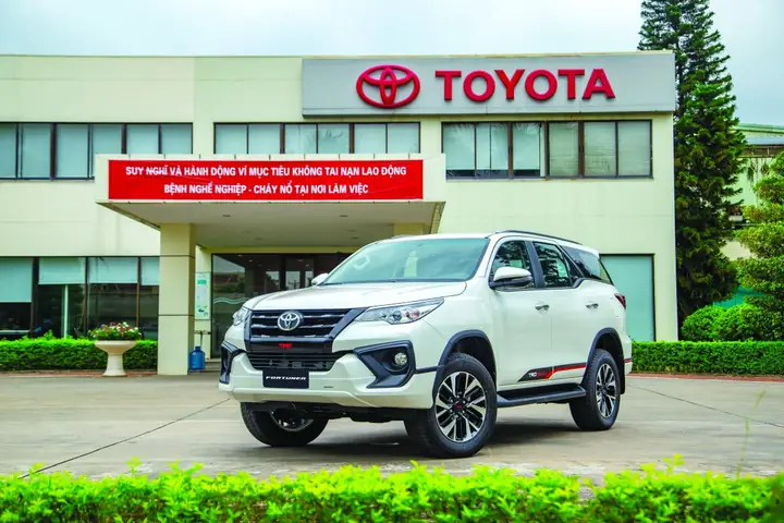 Toyota Fortuner Trd: Đánh Giá Chi Tiết Và Các Tính Năng Nổi Bật